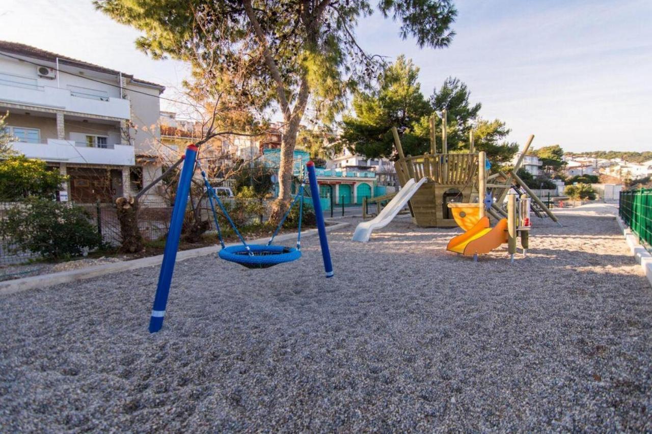 Apartman Kristina トロギール エクステリア 写真